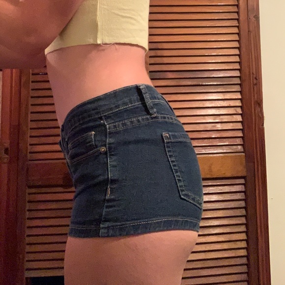 Jean shorts - Picture 3 of 4